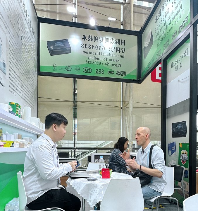 Jiangmen Yafeng Paper Industryは、137th Canton Fairで輝いています
